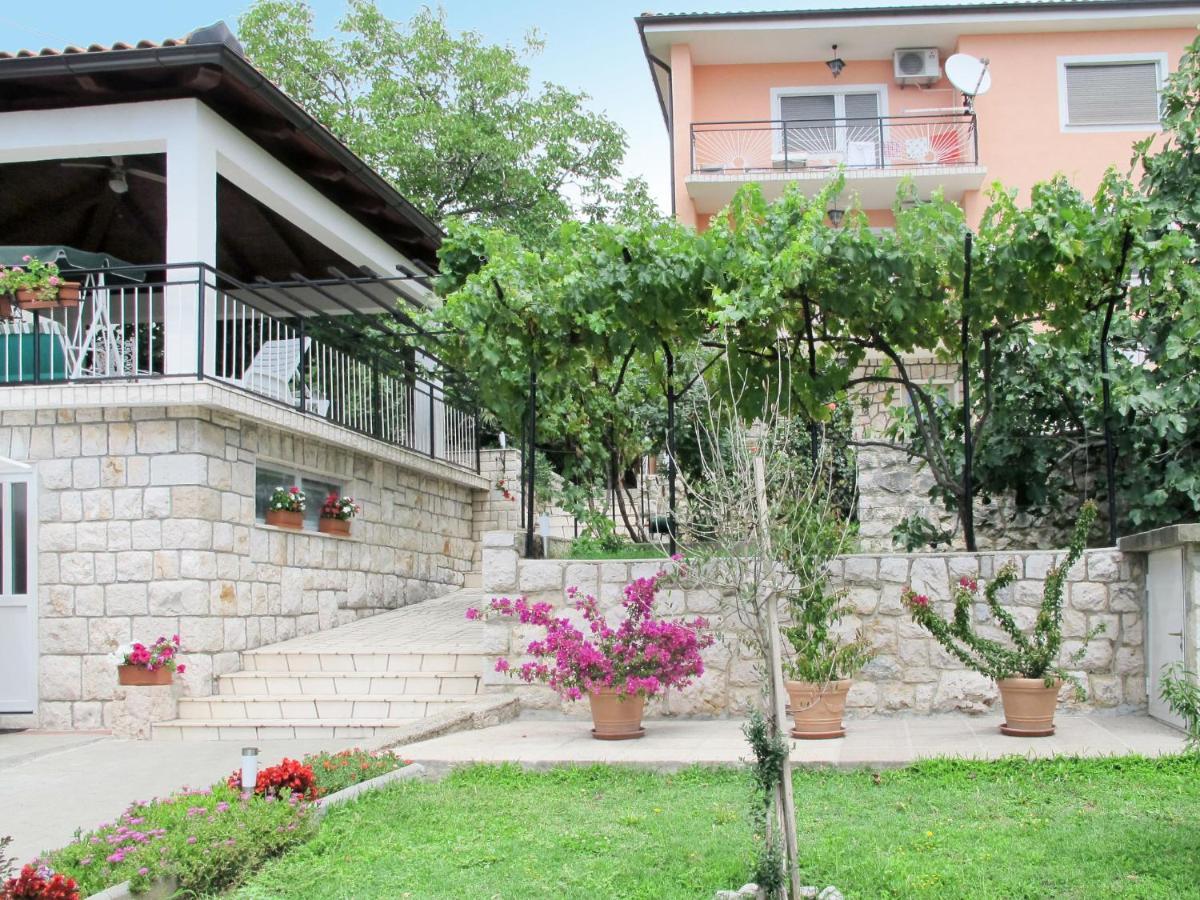 Apartment Vukelic-1 By Interhome نوفي فينودولسكي المظهر الخارجي الصورة